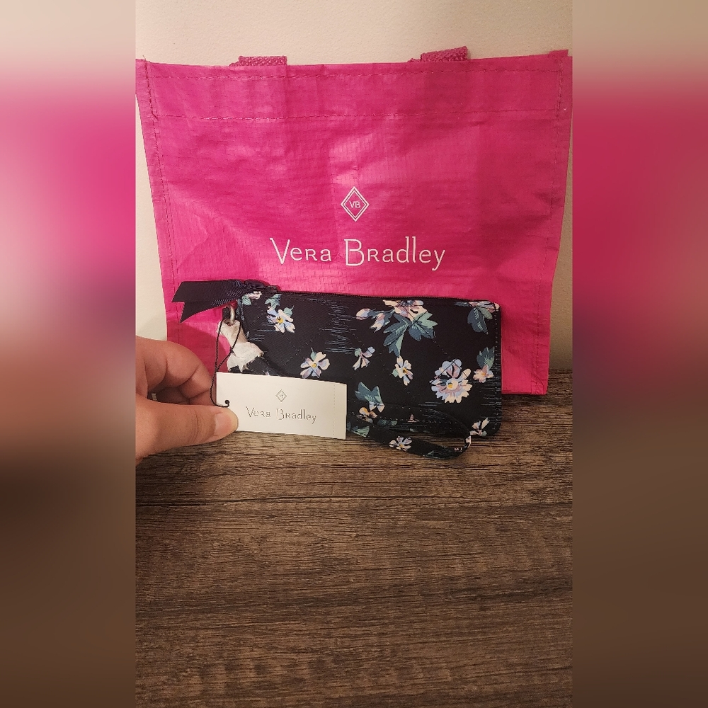 NWT Vera Bradley Navy Floral Card Holder Wristlet